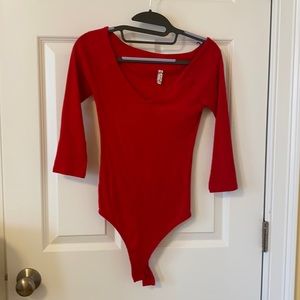 ⭐️ 3 for $30⭐️ FREE PEOPLE RED BODYSUIT